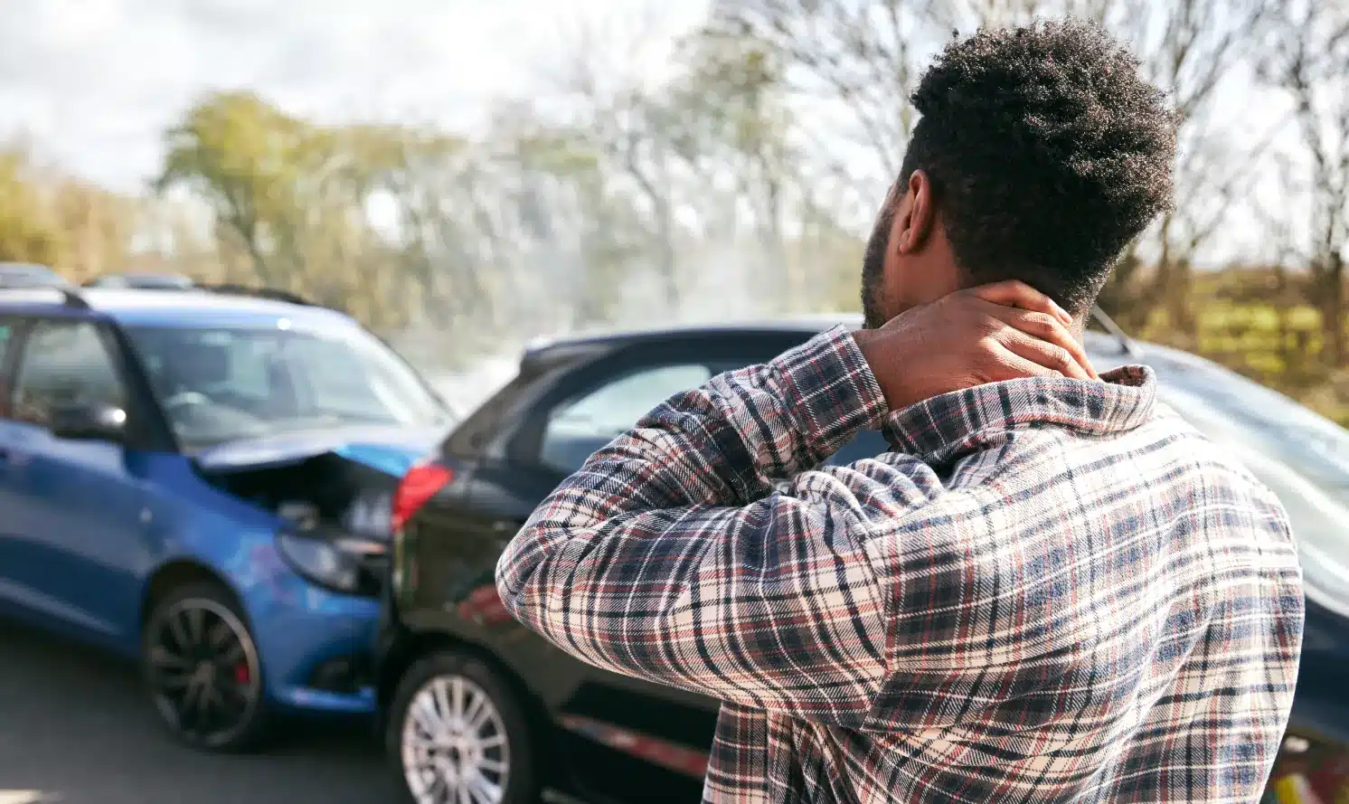 Man met whiplash na auto ongeluk